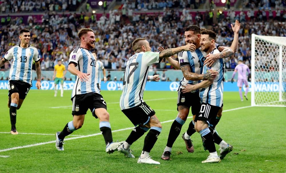 Brazil, Argentina target blockbuster World Cup semi-final