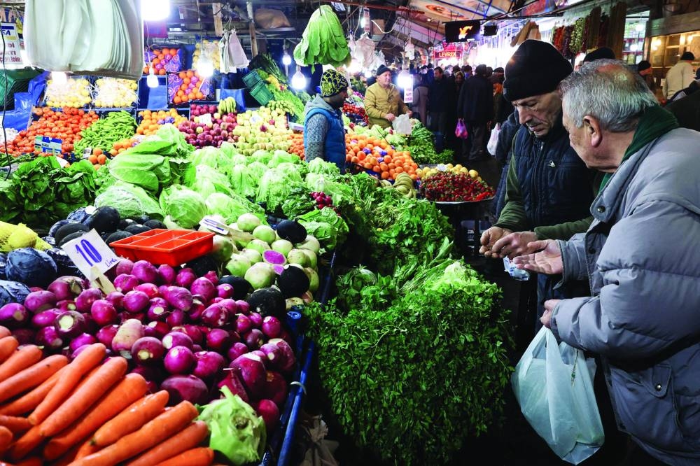 Turkiye inflation seen to drop to 53.5% in January, despite sharp monthly rise