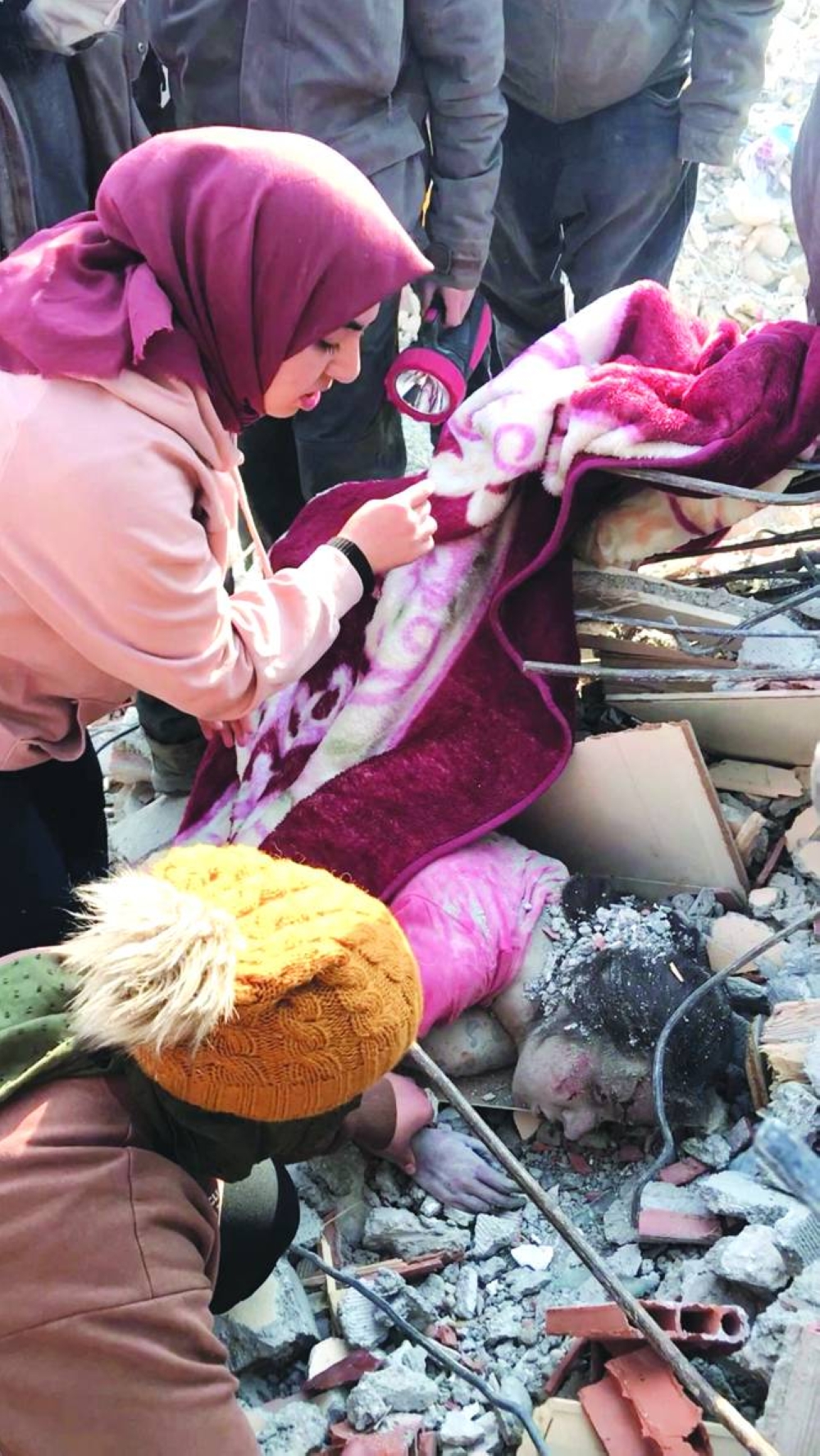 Miracle Rescues On Day Turkiye Syria Quake Death Toll Tops 25000 Gulf Times