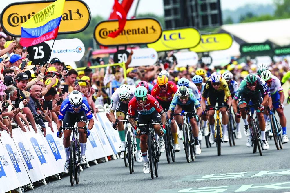 Philipsen wins third stage of the Tour de France, Britain's Adam