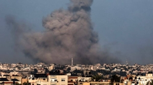 Israeli Occupation continue strikes on Central, Southern Gaza