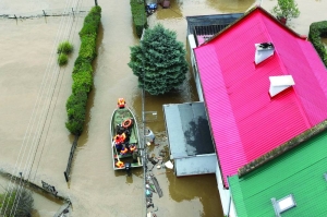 Death toll rises as storm lashes central, eastern Europe