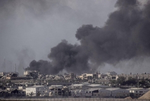 IOF continues bombing Gaza, murdering, injuring Palestinian civilians : Day 355 of Genocide