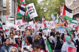 Thousands around the world demand end to Gaza war on anniversary