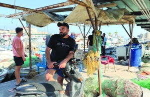 Lebanese fishermen stay ashore after Israeli warning