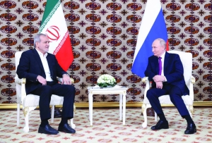 Putin cements ties with Iranian president in Central Asia meeting