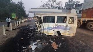 At least 7 killed in bus accident in Northern India