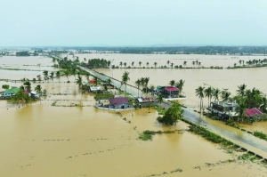 Philippines cleans up after typhoon slams north coast