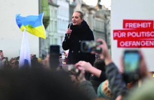 Navalny widow leads opposition march against Putin in Berlin