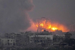 IOF continues bombing across Gaza, murders 14 Palestinian civilians