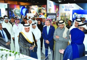 Transport minister flags off ‘Seatrade Maritime Qatar’