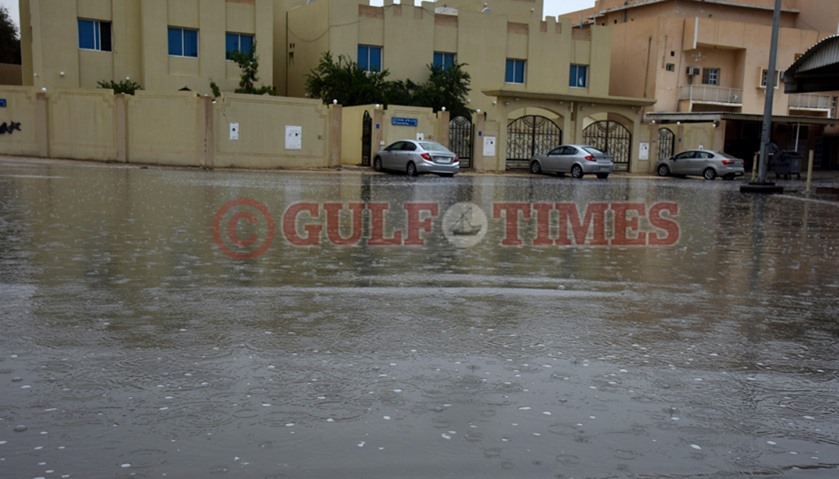 Heavy rain lashes Qatar