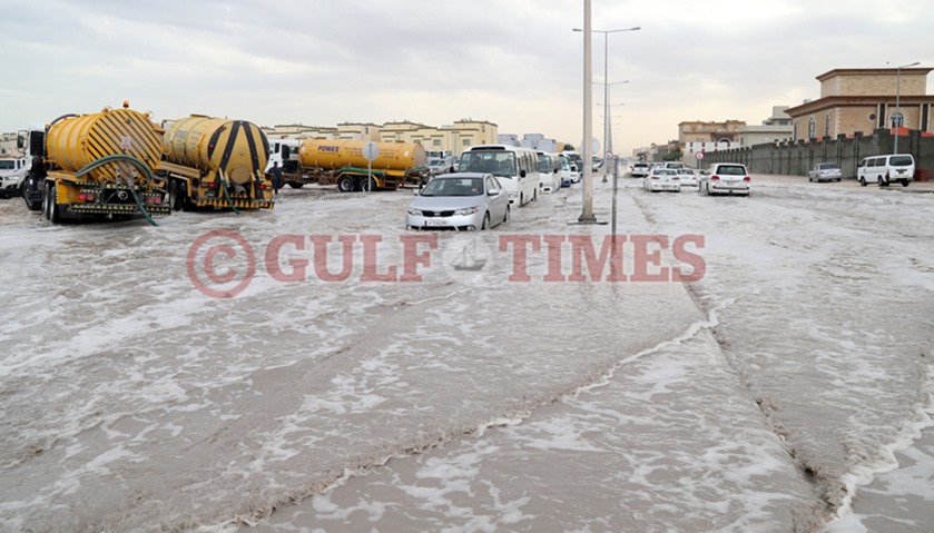 Heavy rain lashes Qatar