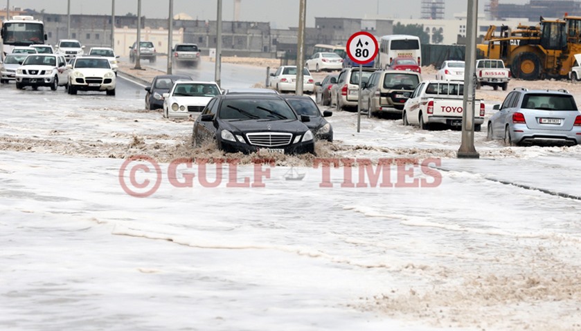 Heavy rain lashes Qatar