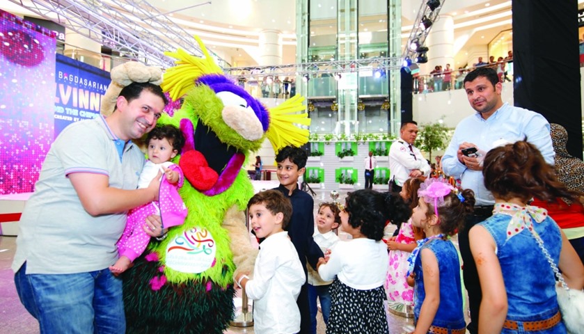 Parents and children meet the characters of \'Alvin and the Chipmunks\' at Ezdan Mall