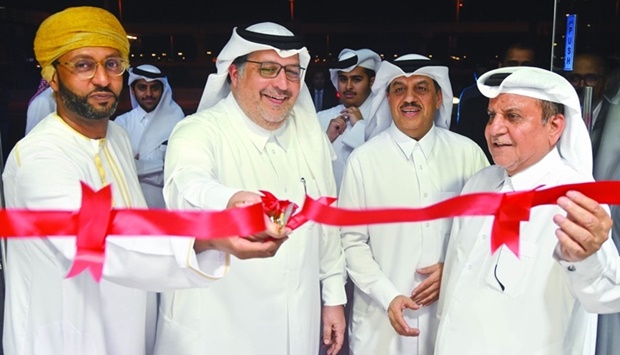 The grand inauguration of the Yonex showroom was carried out by Gulf Times Editor-in-Chief Faisal Abdulhameed al-Mudahka in the presence of Abdulrahman Abdulla al-Ansari from Ansari Group and Mohammed Abdallah al-Kharusi from MHD Group.