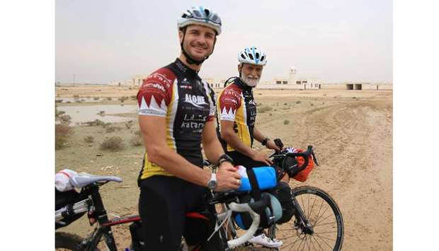 Qatari adventurer Abdulla al-Hammadi and his French teammate Pierre Daniel.