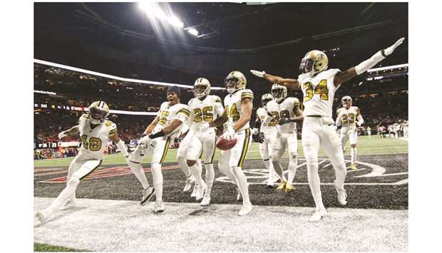 New Orleans Saints beat the Atlanta Falcons, clinch NFC South