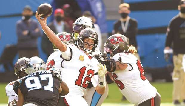 Brady, Buccaneers bounce back with 46-23 win over Panthers