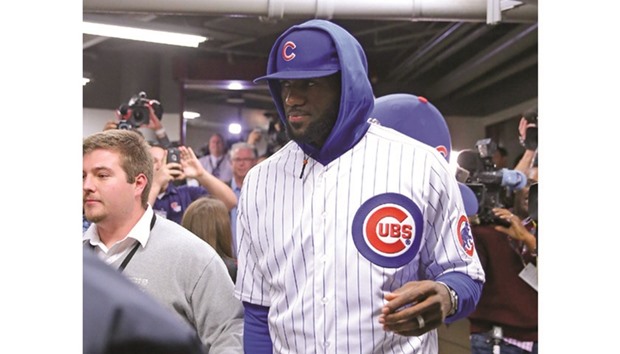 Lebron in cheap cubs jersey