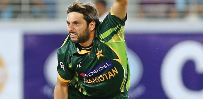 ALL-ROUND SHOW: Pakistan's Shahid Afridi took one for 20, then hit a match-winning unbeaten knock of 39 to see his side home. (AFP)
