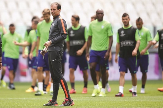 File picture of Juventusu2019 coach Massimiliano Allegri conducting a training session.