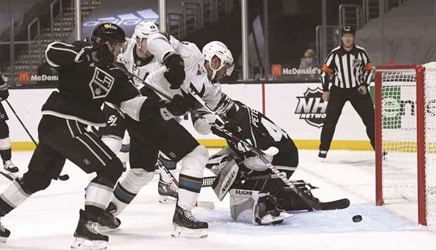 Kings get second straight shootout win, beat Sharks 3-2