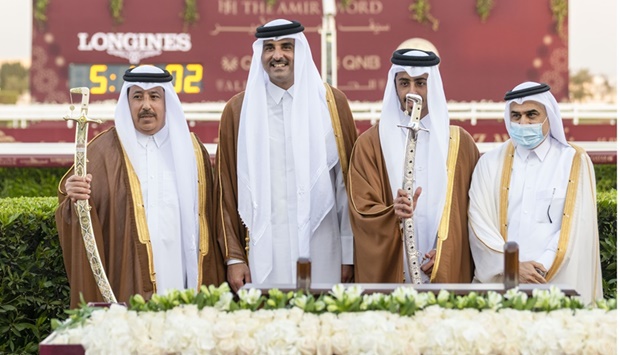 His Highness the Amir Sheikh Tamim bin Hamad al-Thani crowned the winners on the final day of the three-day HH the Amir Sword Festival at the Qatar Racing and Equestrian Club at Al Rayyan Park Saturday. Khalifa bin Sheail al-Kuwari-owned Lady Princess clinched the coveted HH the Amir Sword title, while al-Kuwariu2019s Moshrif won HH the Amir Silver Sword. 