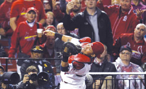 Cardinals Beat Rain and Giants for 2-1 Lead in N.L.C.S. - The New