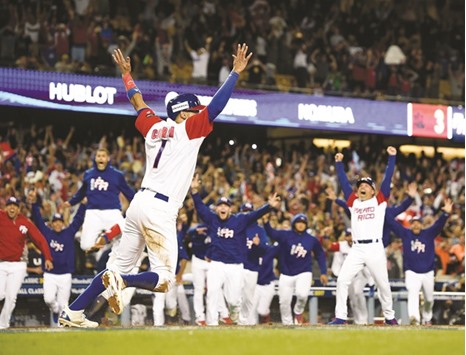 Puerto Rico beats U.S., makes WBC semifinals