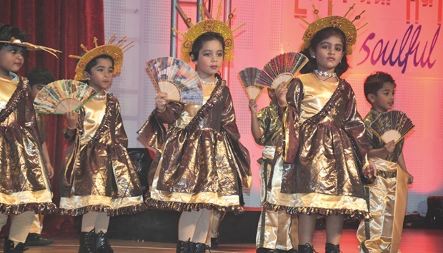 Around 630 students from the kindergarten section of DPS-Modern Indian School took the audience on a musical journey through their thematic presentation u2018Ek Pyaar Ka Nagmau201d to pay a soulful tribute to legendary singer Lata Mangeshkar.