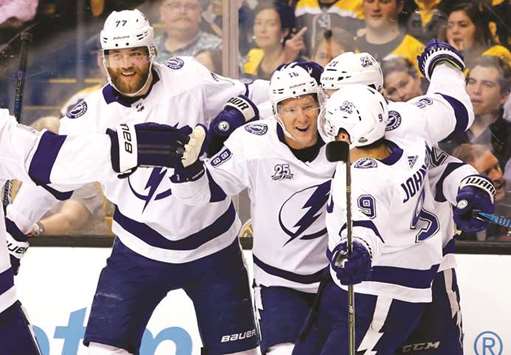 Johnson, Palat score first NHL goals in Lightning win