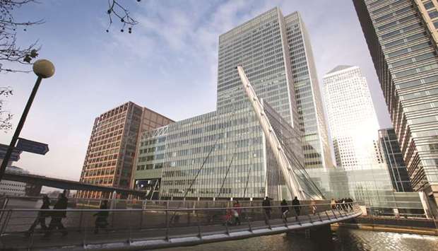 The former London headquarters of Lehman Brothers Holdings (centre) is seen in Canary Wharf (file). The banku2019s European arm, which has been in the hands of administrators since September 2008, now takes up just a corner of the 23rd floor of Citigroup Incu2019s tower on Canada Square in Londonu2019s eastern financial district.