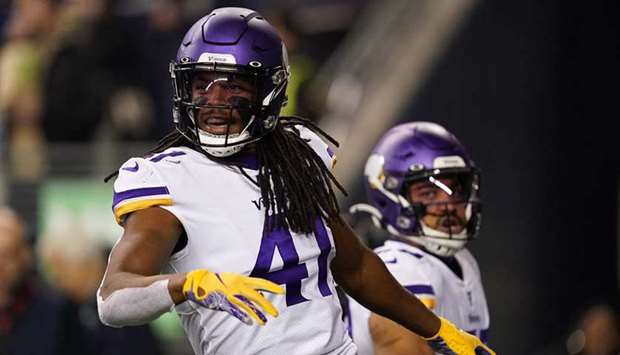 Anthony Harris signs franchise tender, says he will return to