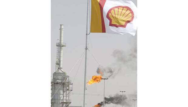 Officials from Shell and Basra Oil Co met yesterday to mark the complete exit of Shell and the handover of operations