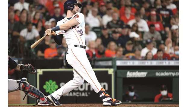 Kyle Tucker delivers walk-off single as Astros top Cubs