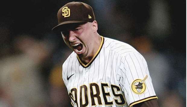 Snell strikes out 11 in 6 shutout innings in Padres' 3-1 victory