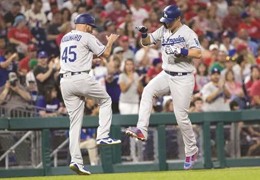Pederson homers twice to lead Dodgers over Padres, 7-6