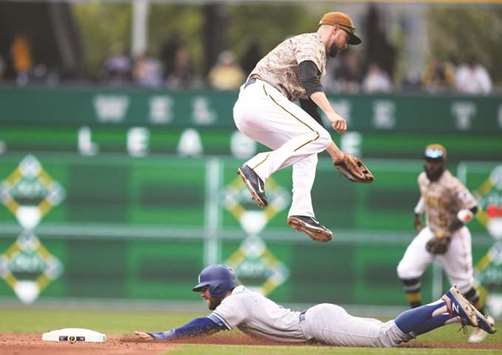 Jordy Mercer walks., 08/28/2020