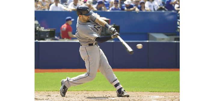 Casali homers as Reds beat Marlins 8-5