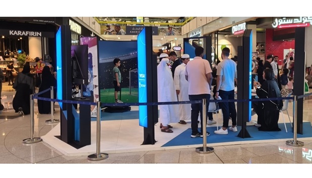 QIBu2019s interactive stand