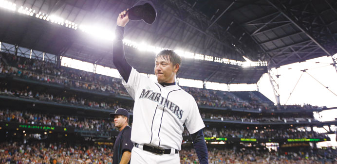 Hisashi Iwakuma: Mariners pitcher tosses 4th no-hitter of 2015