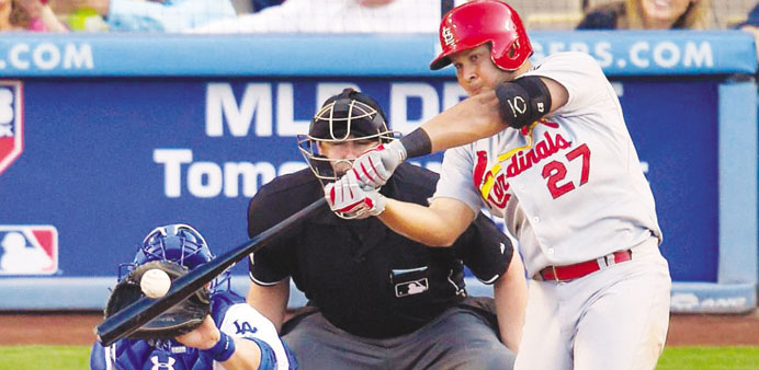 Watch: Cardinals' Matt Carpenter bunts for double vs. Marlins 