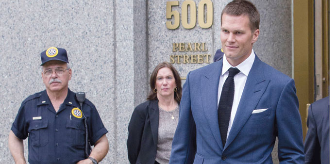 Tom Brady's Deflategate Suspension Tossed by Federal Judge - E! Online